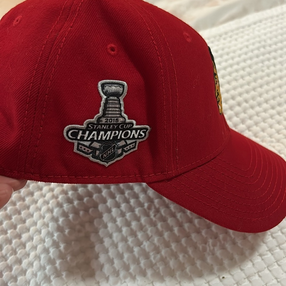 Blackhawks Hockey NHL Red New Era Adjustable Baseball Hat - Picture 10 of 10